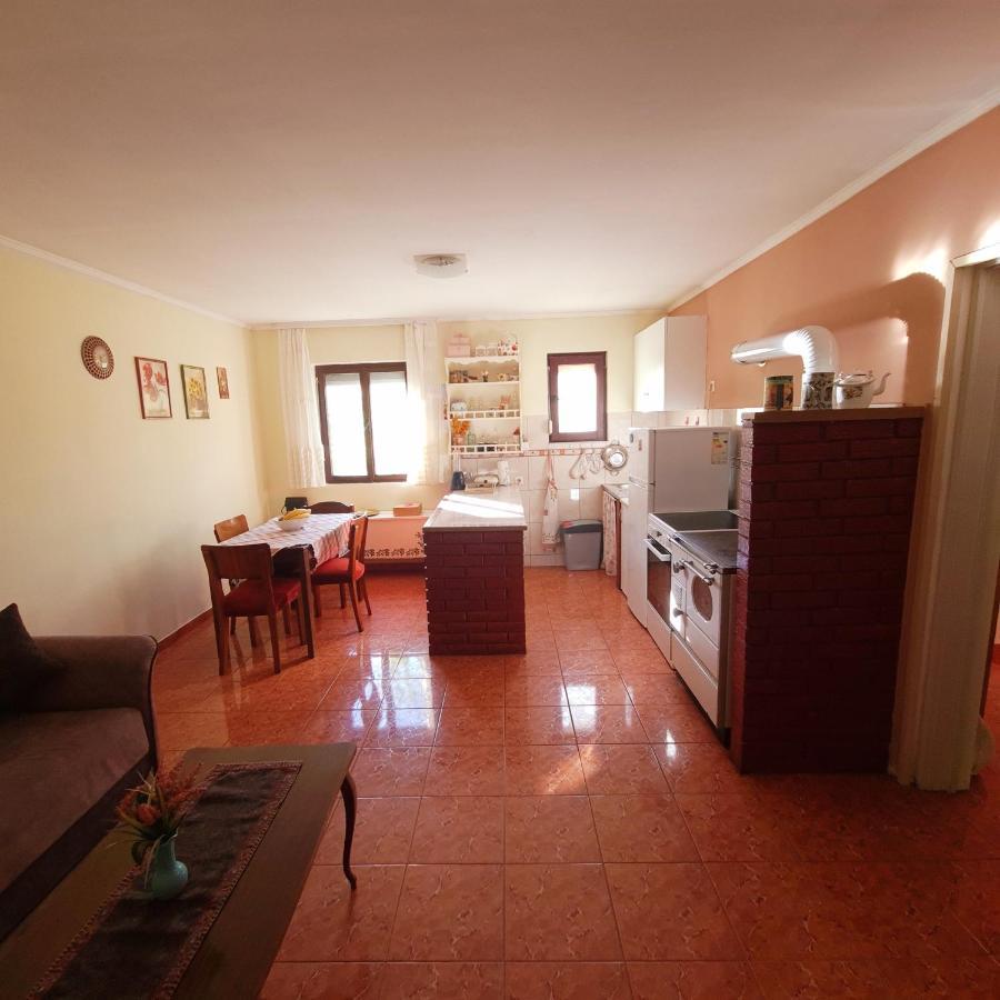 Ivan'S Holiday Home Virpazar Luaran gambar