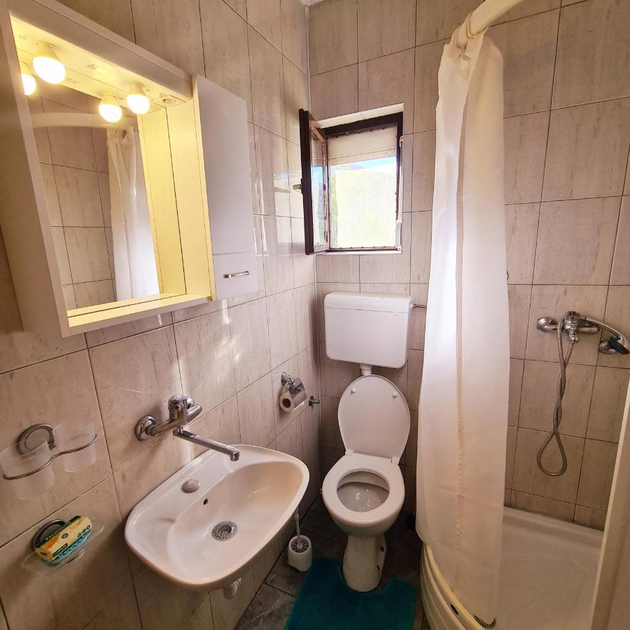 Ivan'S Holiday Home Virpazar Luaran gambar