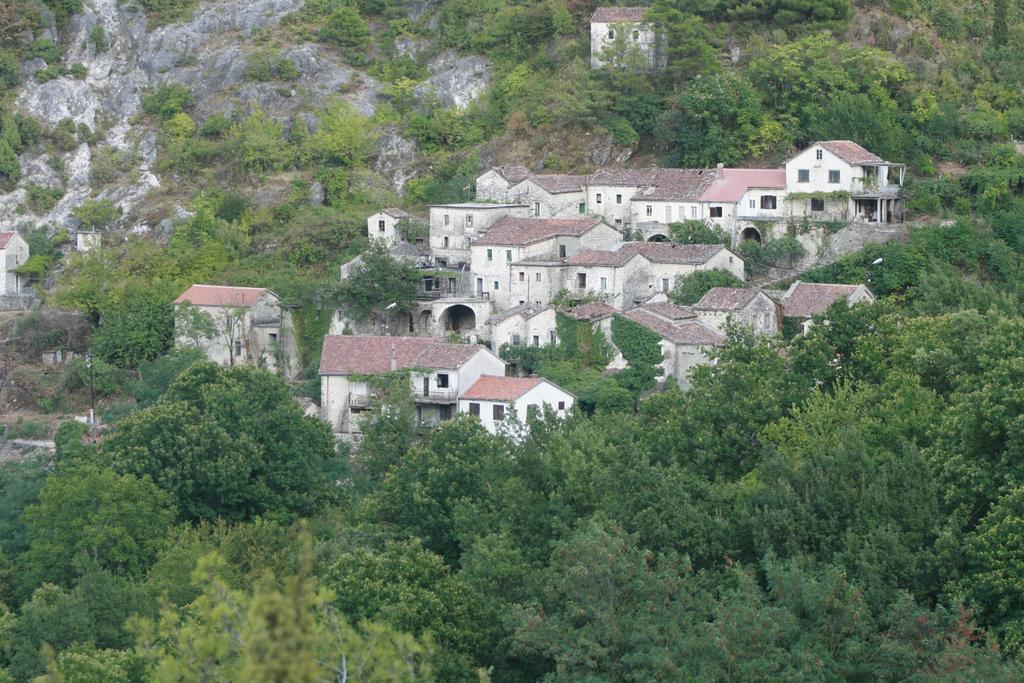 Ivan'S Holiday Home Virpazar Luaran gambar